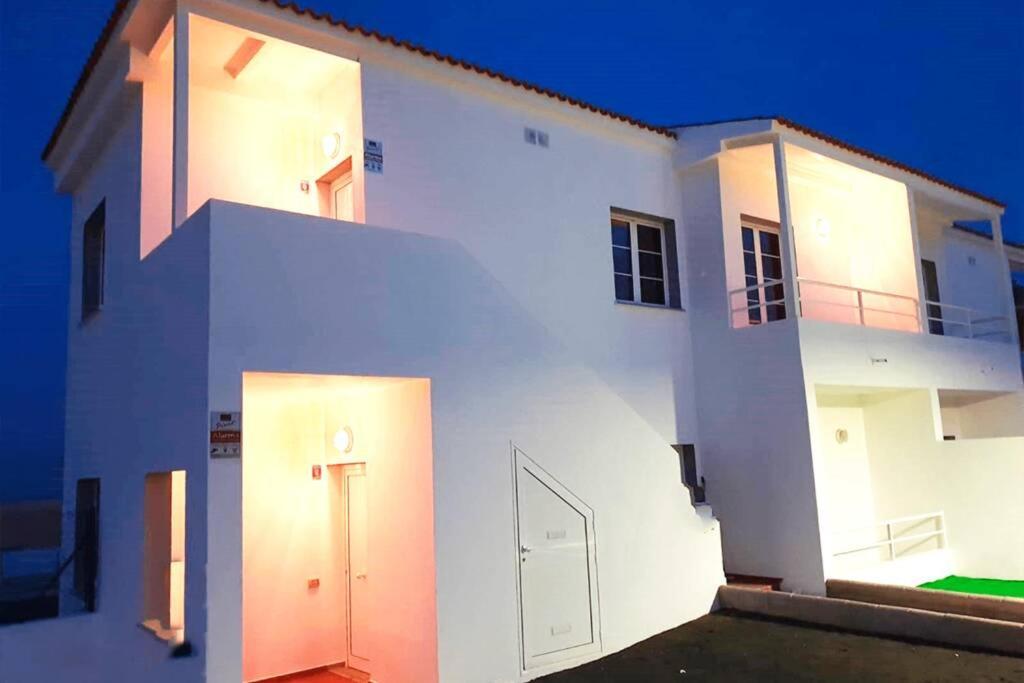 Chalet De 3 Habitaciones Con Piscina Privada Hébergement de vacances Puerto del Rosario (Fuerteventura)